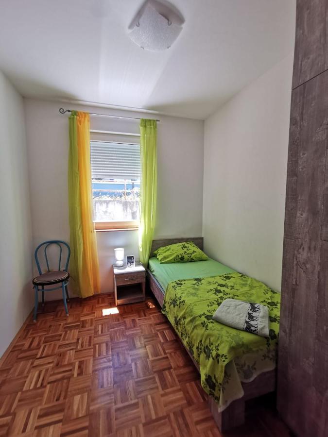 Apartament Omišalj Exteriör bild