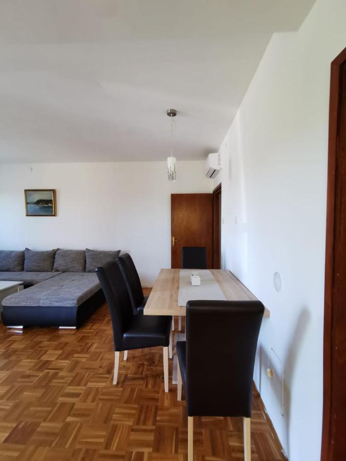 Apartament Omišalj Exteriör bild